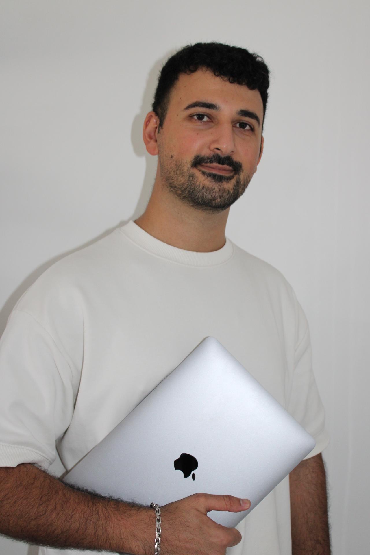 חניל זרבאילוב – מהנדס תוכנה ומורה פרטי